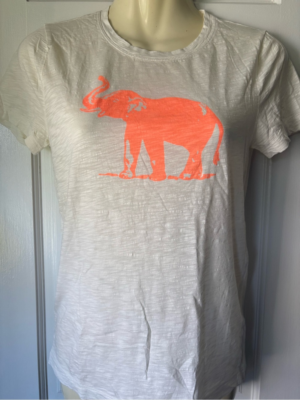 J. Crew White Tee with Orange Elephant, size M